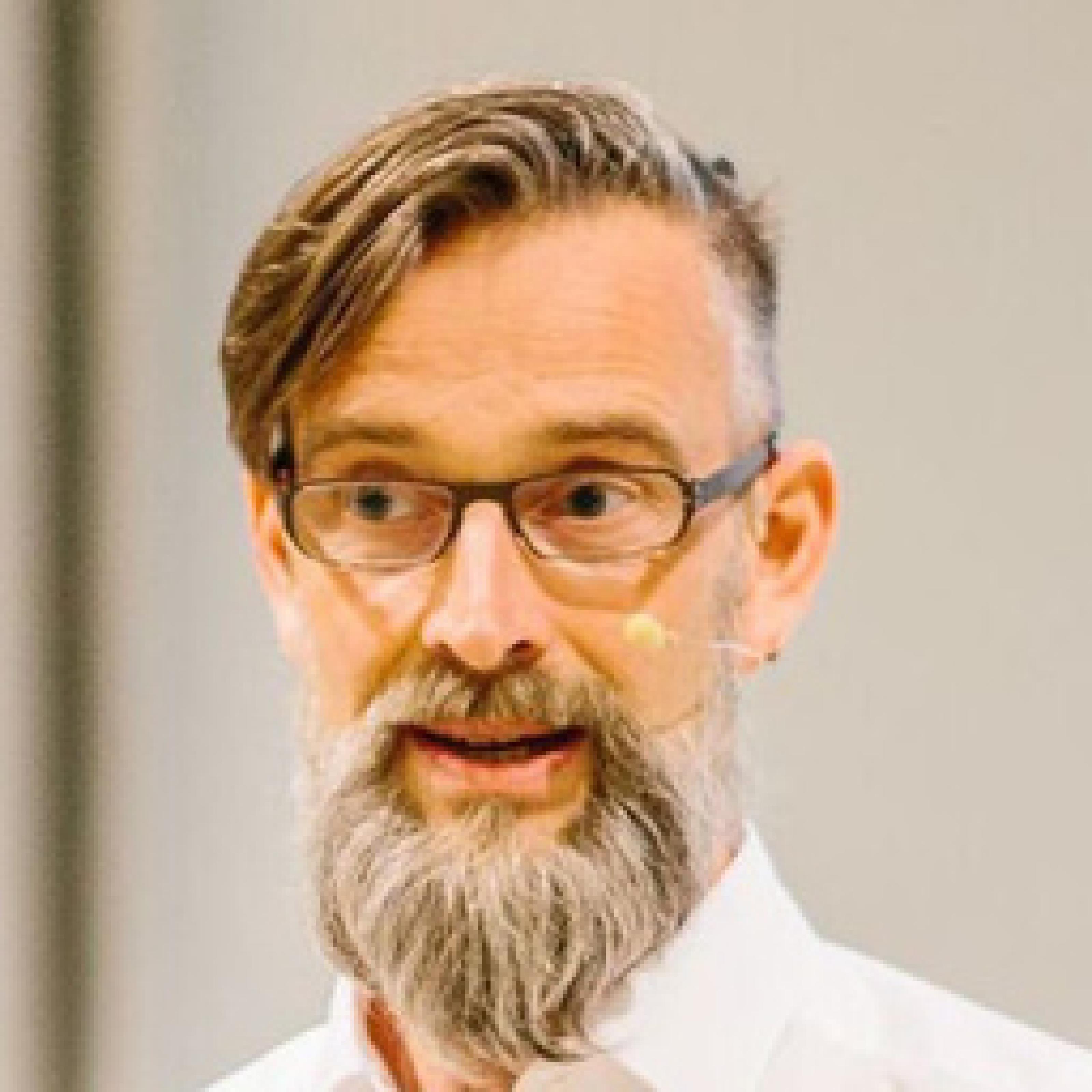 Dr. Andreas Zeuch