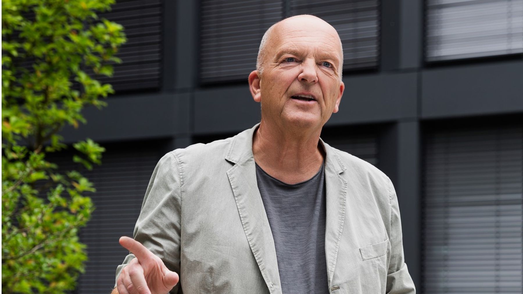 Prof. Dr. Andreas Syska